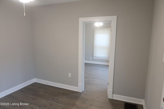 544 W Whitney Ave, Louisville, KY 40215