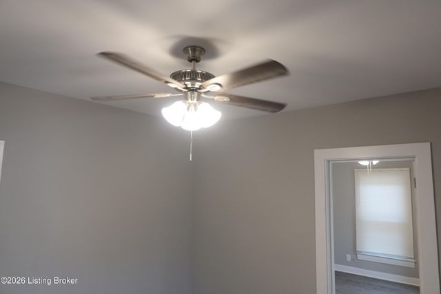 544 W Whitney Ave, Louisville, KY 40215