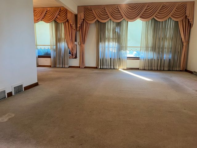 8414 Crawford Avenue, Skokie, IL 60076