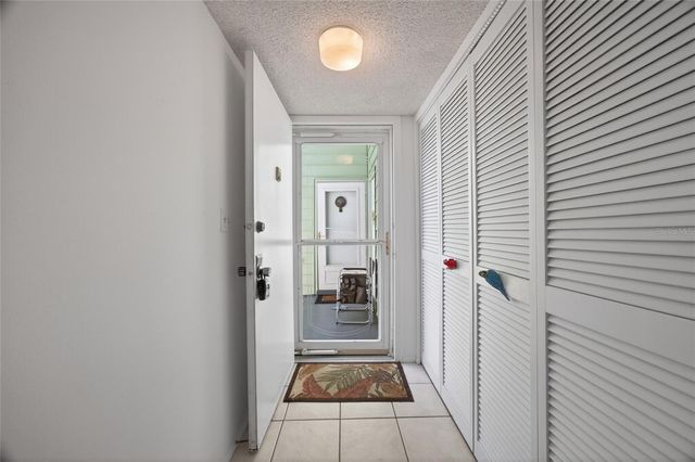 569 MIDWAY DRIVE B, Ocala, FL 34472