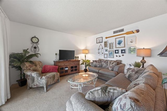 569 MIDWAY DRIVE B, Ocala, FL 34472