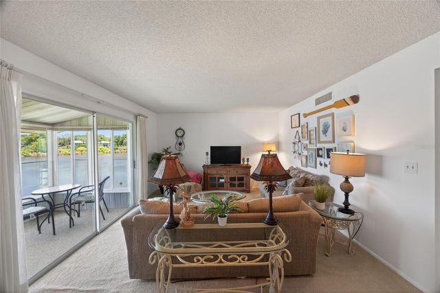 569 MIDWAY DRIVE B, Ocala, FL 34472