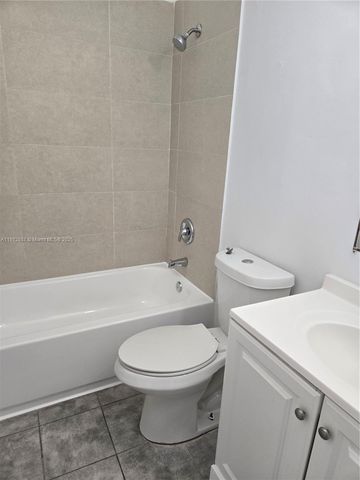 2804 SE 16th Ave 124, Homestead, FL 33035