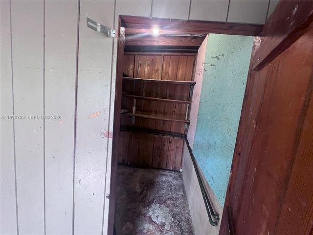 2210 NE 170th St 2220, North Miami Beach, FL 33160