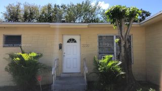 2210 NE 170th St 2220, North Miami Beach, FL 33160