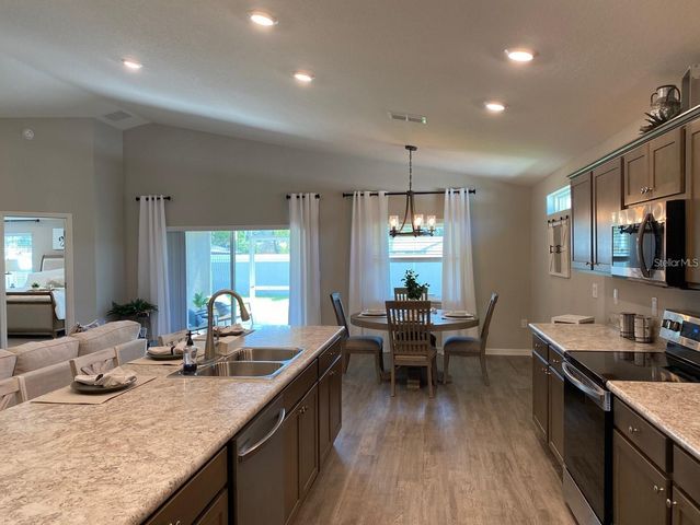 6392 GARDNER DRIVE, Lakeland, FL 33813