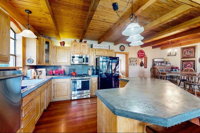 120 Live Oak Drive, Whitney, TX 76692