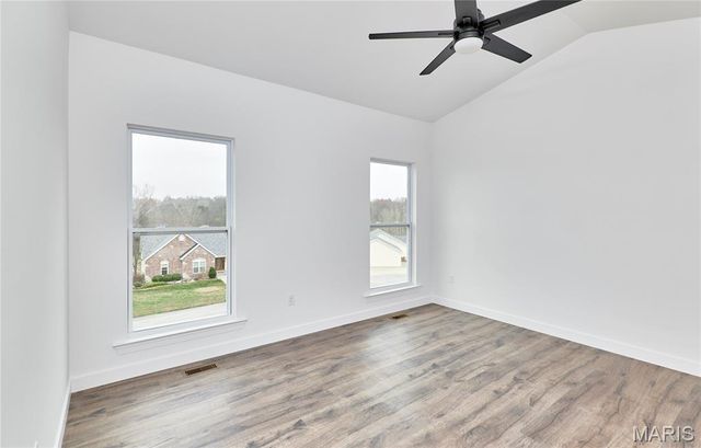 152 Canyon Creek Circle, Moscow Mills, MO 63362