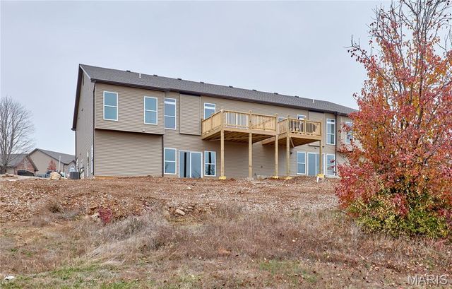 152 Canyon Creek Circle, Moscow Mills, MO 63362