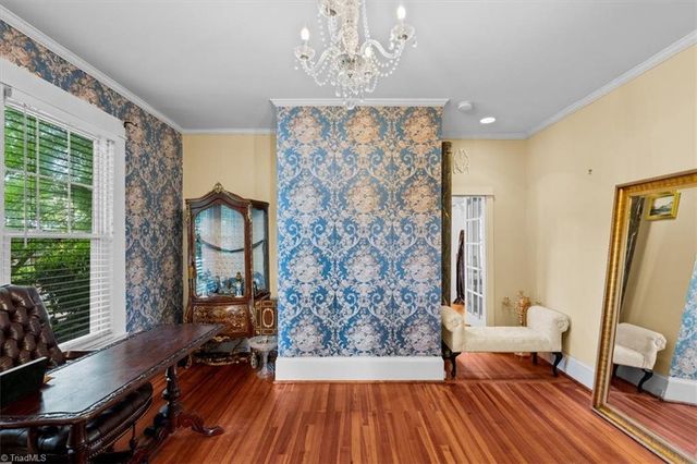 501 W 2nd Avenue, Lexington, NC 27292