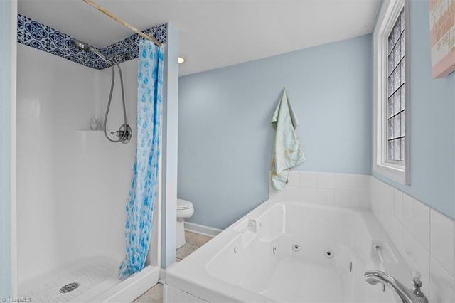 501 W 2nd Avenue, Lexington, NC 27292