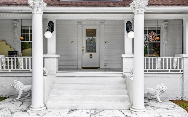 501 W 2nd Avenue, Lexington, NC 27292