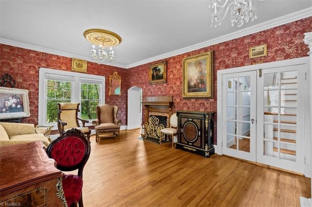 501 W 2nd Avenue, Lexington, NC 27292