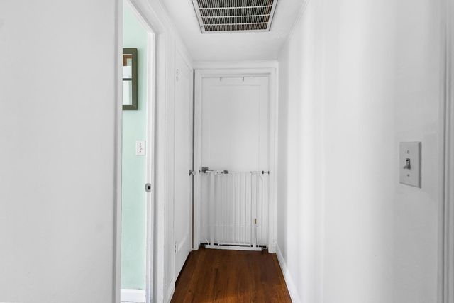 1136 E Michigan Avenue, Fresno, CA 93704