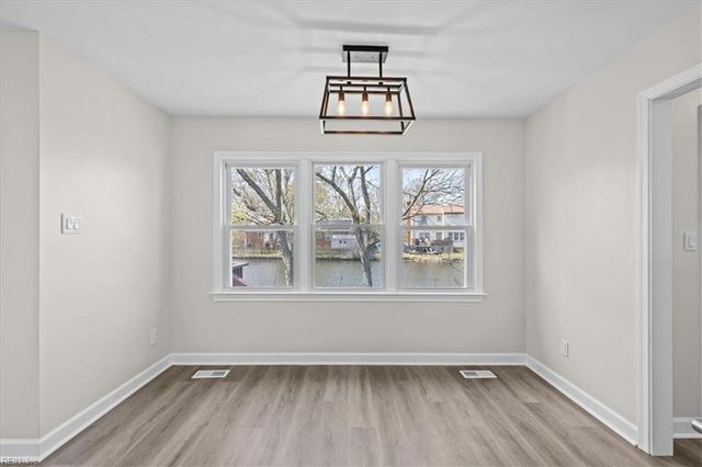 828 Cranston DR, Chesapeake, VA 23320