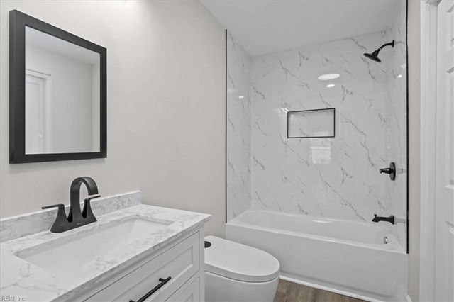 828 Cranston DR, Chesapeake, VA 23320