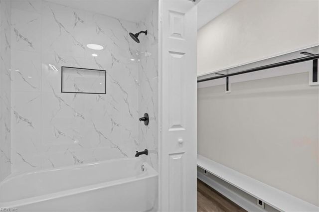 828 Cranston DR, Chesapeake, VA 23320