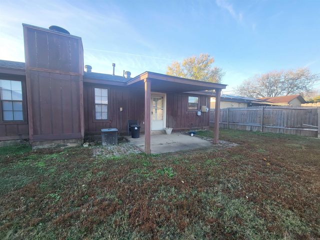 1006 Latigo Trail, Jacksonville, AR 72076