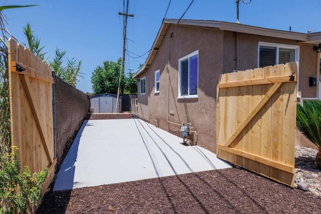 1512 E Madison Avenue, El Cajon, CA 92019