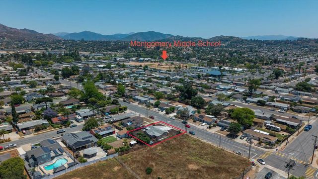 1512 E Madison Avenue, El Cajon, CA 92019