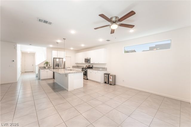 513 Founders Creek Avenue, North Las Vegas, NV 89084