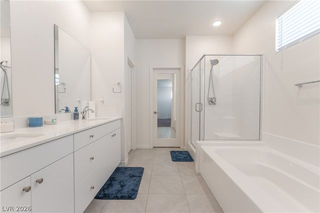 513 Founders Creek Avenue, North Las Vegas, NV 89084