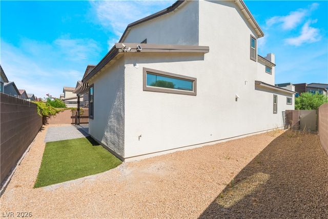513 Founders Creek Avenue, North Las Vegas, NV 89084