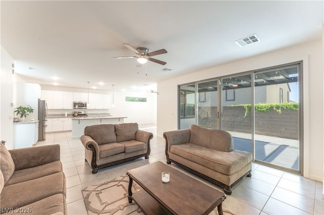 513 Founders Creek Avenue, North Las Vegas, NV 89084