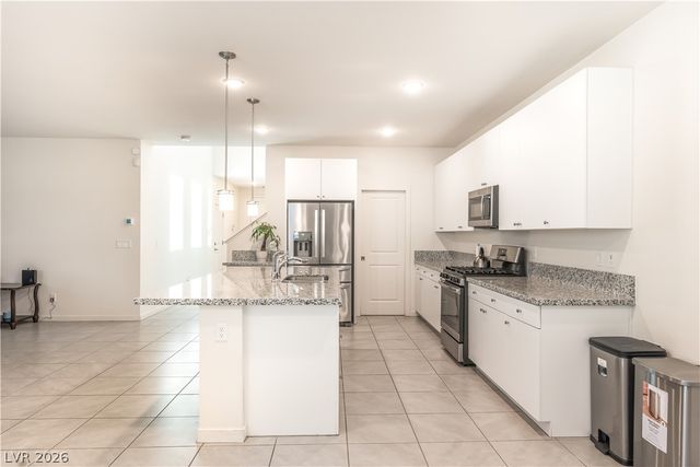513 Founders Creek Avenue, North Las Vegas, NV 89084