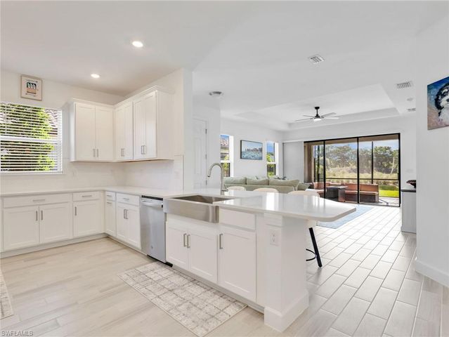 15558 Vittorio ST, Naples, FL 34114