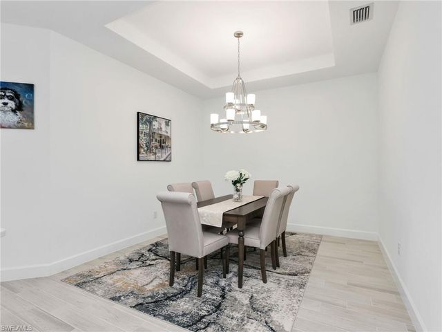 15558 Vittorio ST, Naples, FL 34114