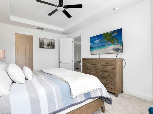 15558 Vittorio ST, Naples, FL 34114