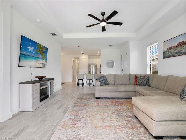 15558 Vittorio ST, Naples, FL 34114