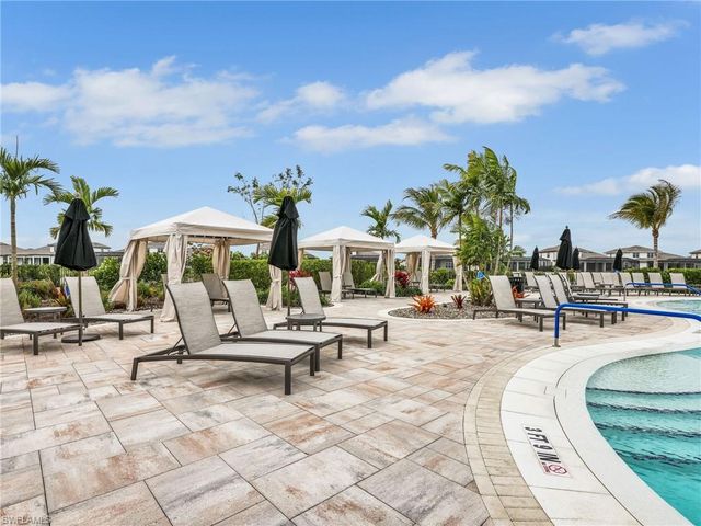 15558 Vittorio ST, Naples, FL 34114
