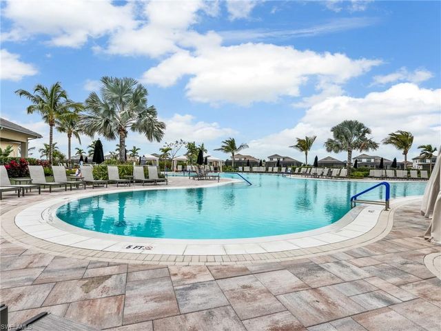 15558 Vittorio ST, Naples, FL 34114