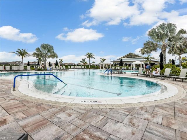 15558 Vittorio ST, Naples, FL 34114