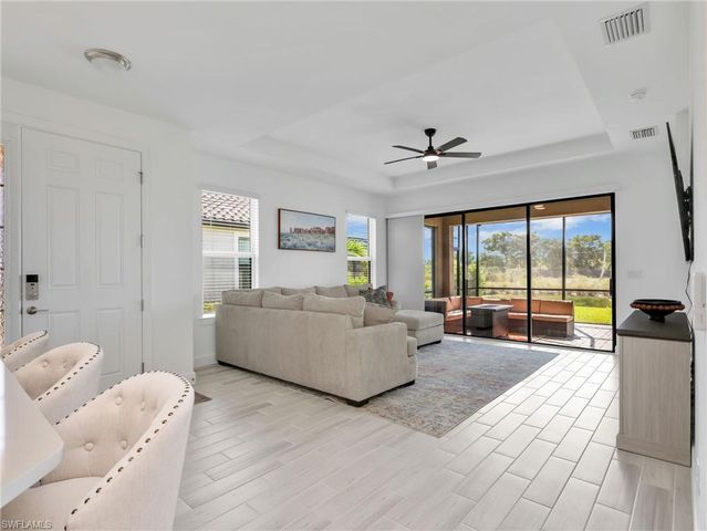 15558 Vittorio ST, Naples, FL 34114