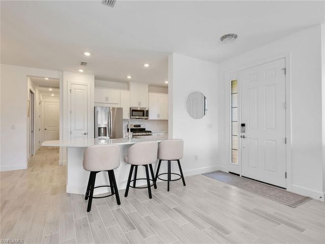 15558 Vittorio ST, Naples, FL 34114