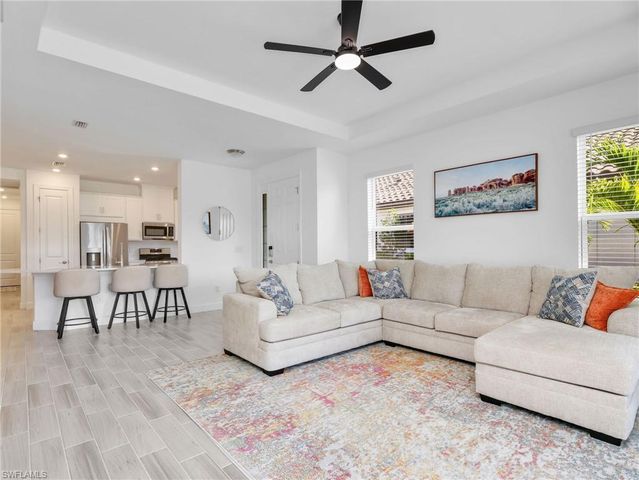 15558 Vittorio ST, Naples, FL 34114