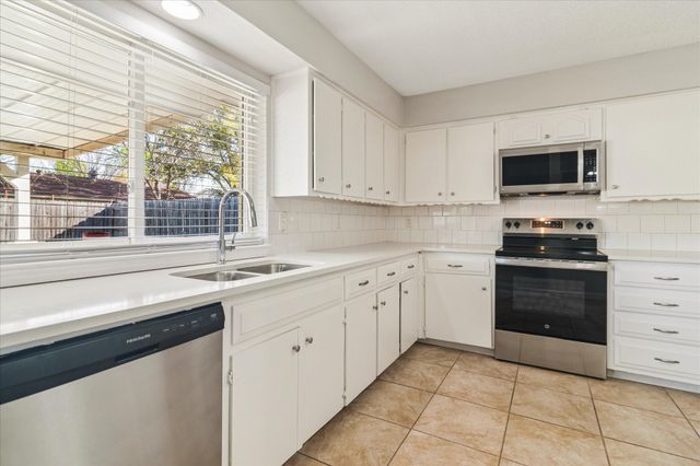 219 Running Brook Lane, Mesquite, TX 75149