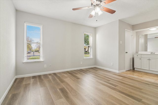 219 Running Brook Lane, Mesquite, TX 75149