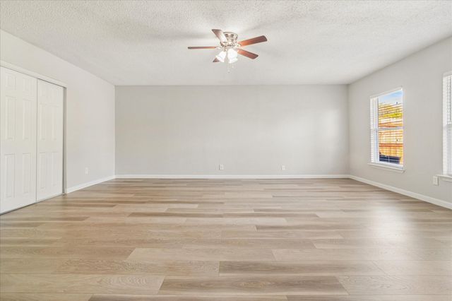 219 Running Brook Lane, Mesquite, TX 75149