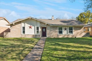 219 Running Brook Lane, Mesquite, TX 75149