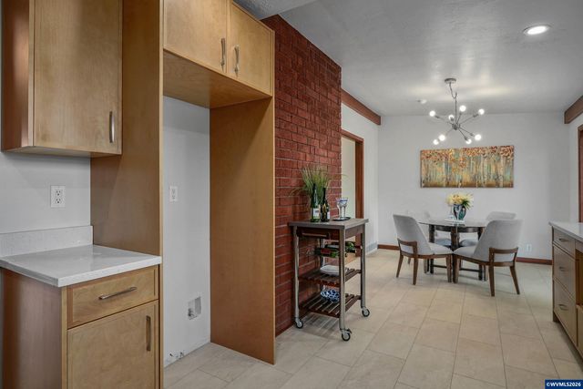 2955 Wedgewood Ct NE, Salem, OR 97301