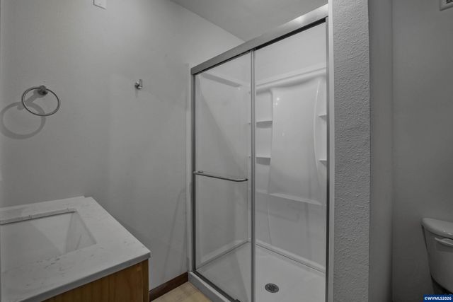 2955 Wedgewood Ct NE, Salem, OR 97301