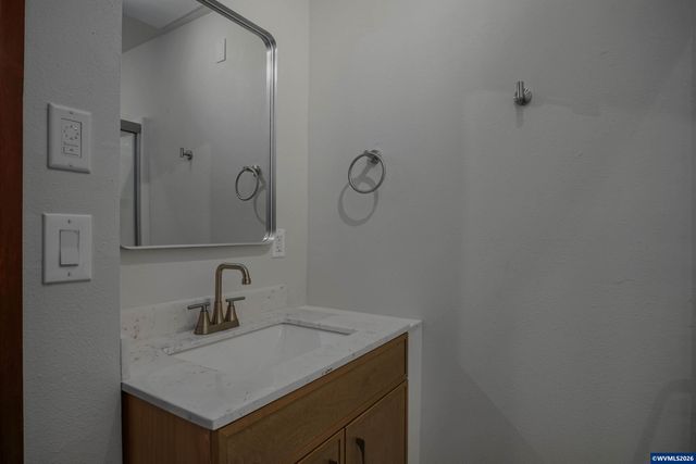 2955 Wedgewood Ct NE, Salem, OR 97301