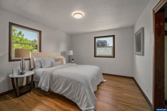 2955 Wedgewood Ct NE, Salem, OR 97301