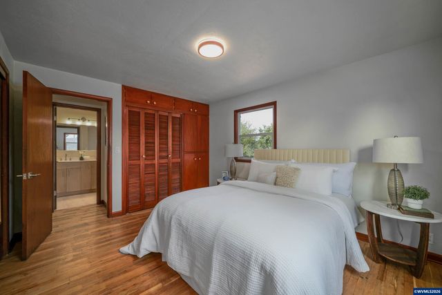 2955 Wedgewood Ct NE, Salem, OR 97301