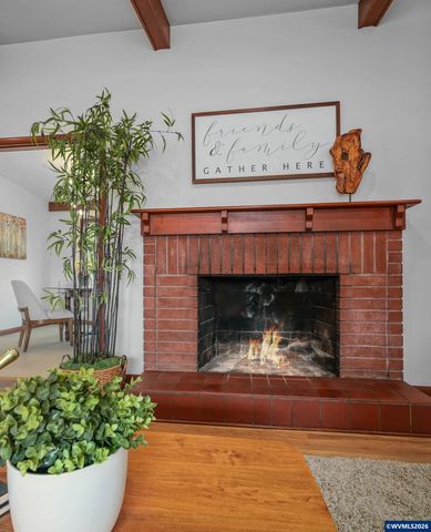 2955 Wedgewood Ct NE, Salem, OR 97301