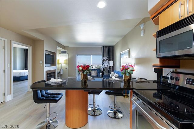 211 East Flamingo Road 1511, Las Vegas, NV 89169